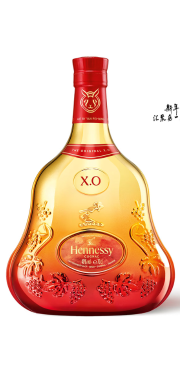 HENNESSY X.O X YAN PEI-MING